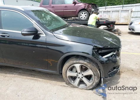 2017 Mercedes-Benz Glc 300 4Matic из США, поврежденный, VIN WDC0G4KB5HF140727